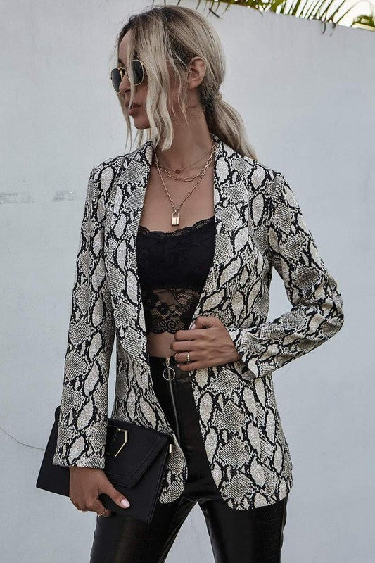 STILL OF THE NIGHT Snakeskin blazer