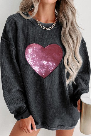 I'M IN LOVE Black sweatshirt with sequin heart