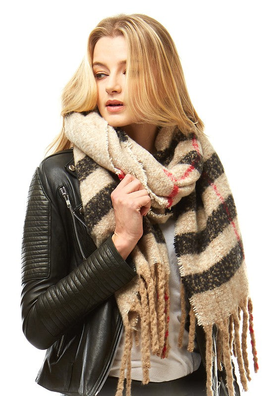 WON’T BE LONELY Beige plaid scarf